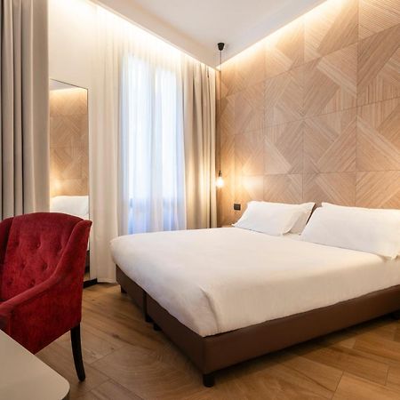 London Hotel Milan Exterior photo
