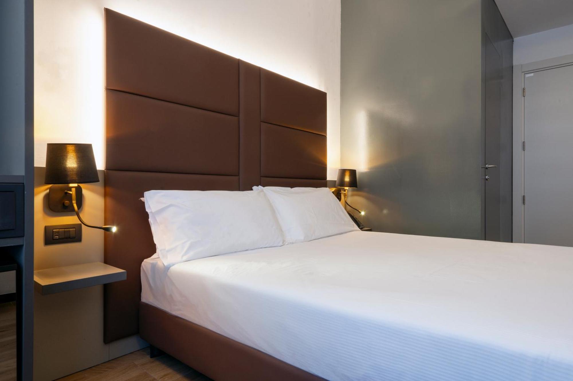 London Hotel Milan Exterior photo