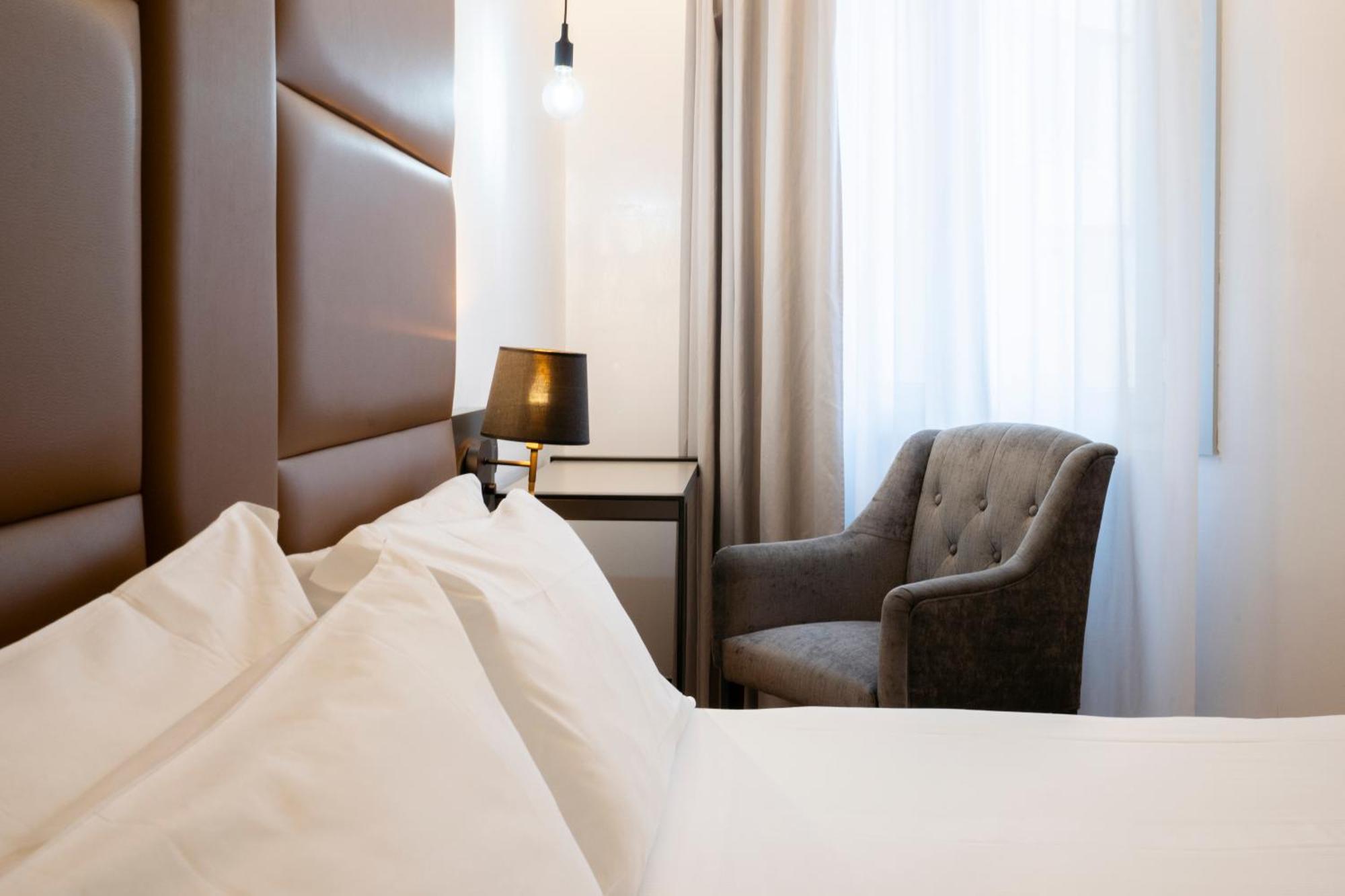 London Hotel Milan Exterior photo