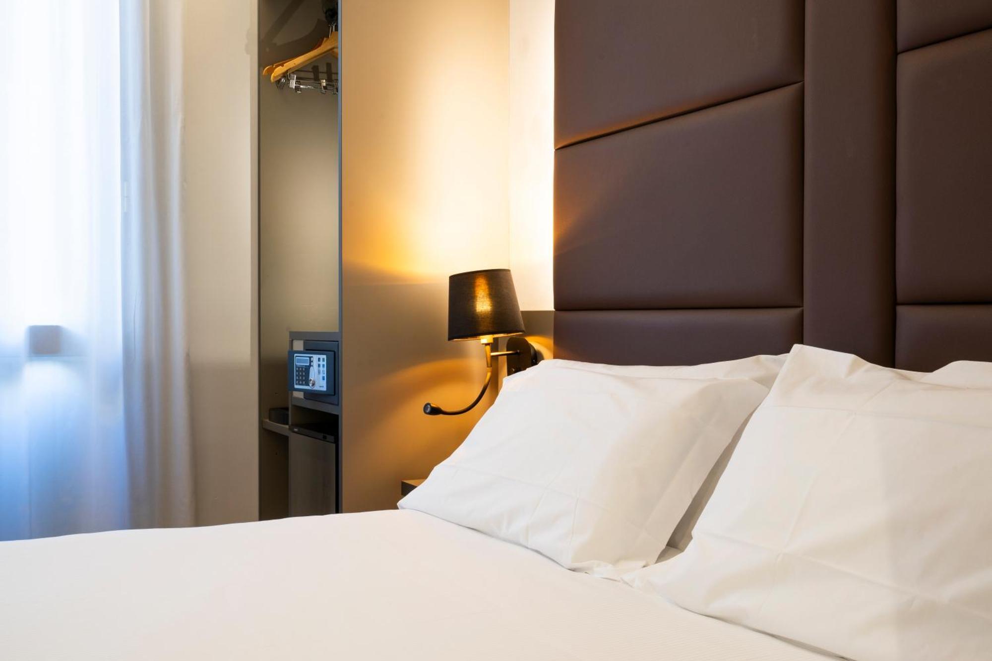 London Hotel Milan Exterior photo