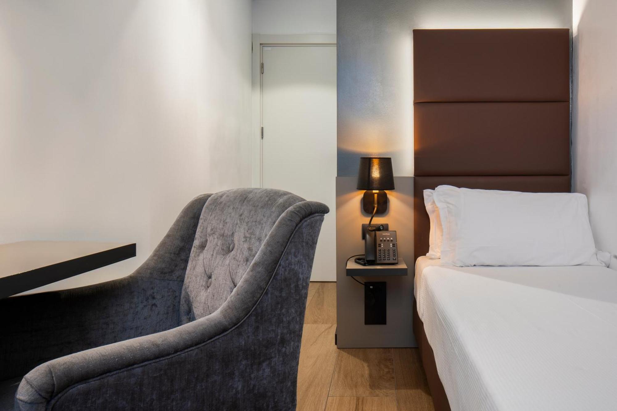 London Hotel Milan Exterior photo