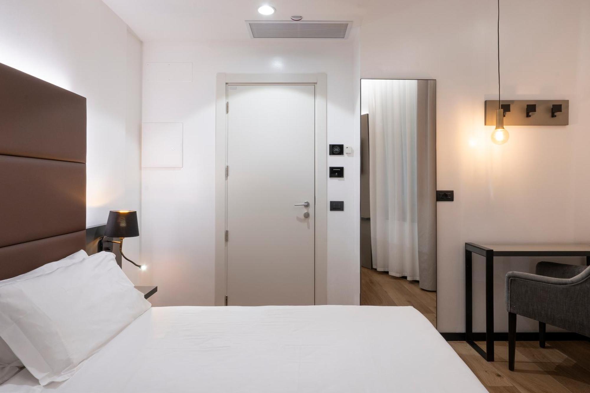 London Hotel Milan Exterior photo
